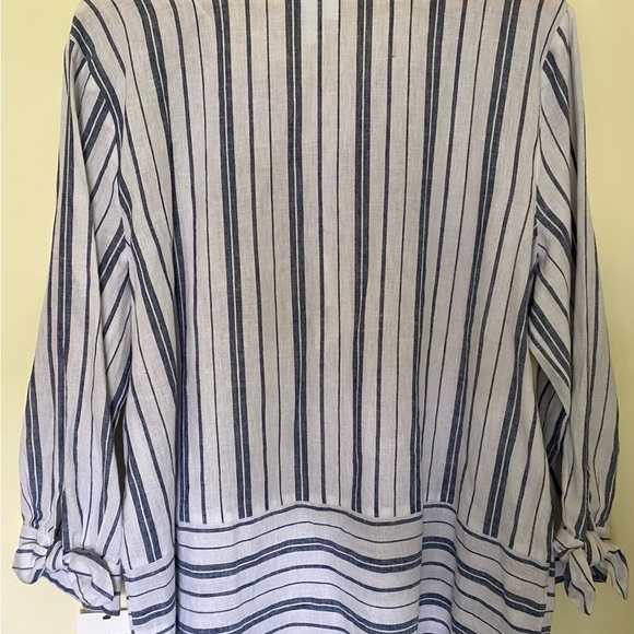 Liz Claiborne Linen Women’s Top Xtra Large Striped Blue and White 3/4 Sleeve - Picture 3 of 10